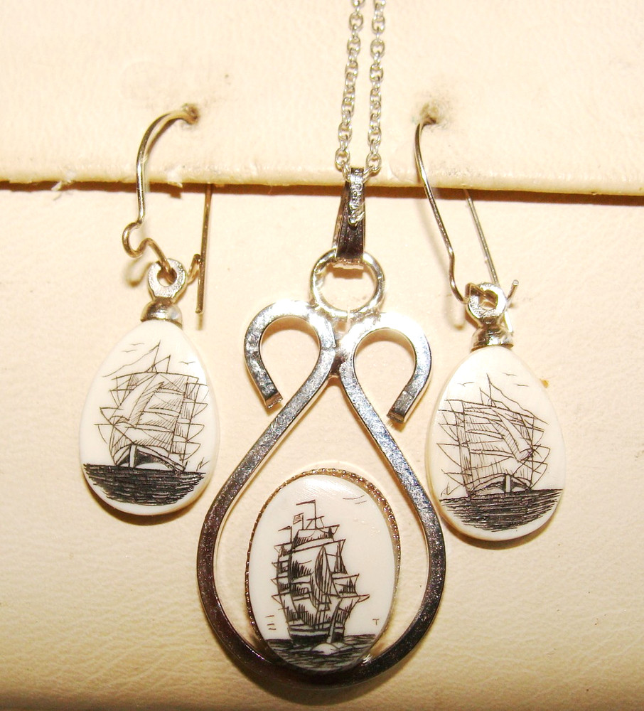 VTG Verna Sterling Silver Etched Tall Ship Pendant & 18″ Necklace Bonus Earrings