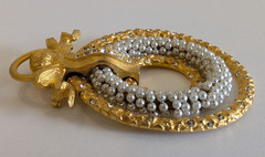 Vintage Large Rhinestone & Pearl Rings Brooch Pin