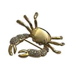 Gold-Tone Crab Brooch with Rhinestone Claws Beach Ocean Pin 2” Statement piece
