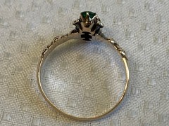 Antique Gold Filled Ring 2.09g Jewelry Size 6.75 Band Green & White Stones *READ
