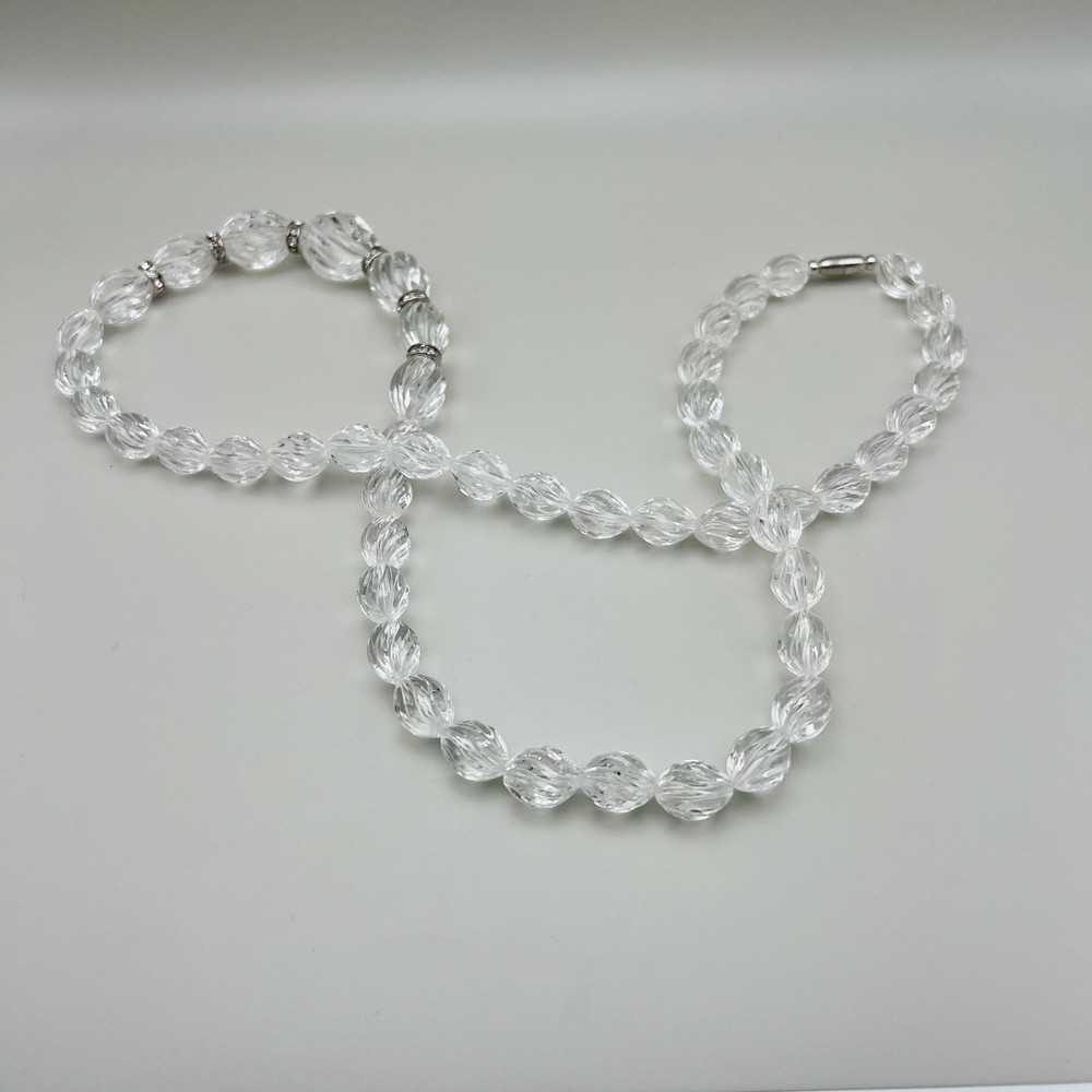 Vintage Bead Necklace Faceted Clear Crystal 30 in Silvertone Rhinestone Stations