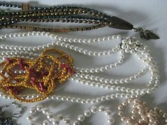 23 Vintage Pearl Chain Glass Silver Gold Rhinestone Necklace Cameo Beaded Lot