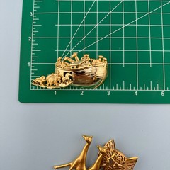 Vintage Animal Brooch Pin Lot Gold Tone Elephant Giraffe Lion Zebra Noahs Ark
