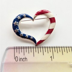 Vintage Avon Silver Plated Patriotic American Flag Collectible Heart Pin Brooch