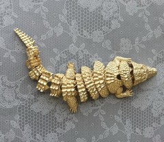 Large Alligator w/ movable body vintage style brooch matte gold tone metal