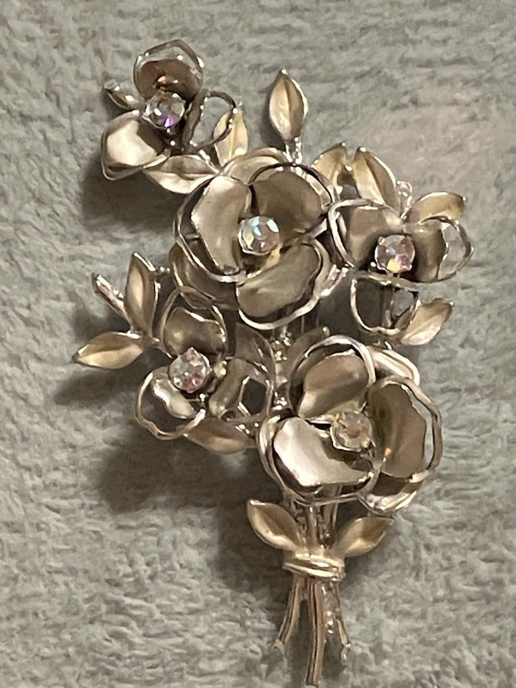 Vintage CORO Gold Tone Clear AB Glass Rhinestone Flower Leaf Brooch Pin