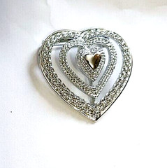 Brooch Triple Heart Silver Tone Valentine Signed Gerrys Jewelry
