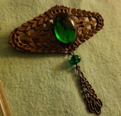 Gold tone Filigree Pin Brooch With Green Stone & Dangle
