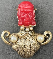 Vintage Selro Selini Asian Thai Princess Brooch Pin Faux Pearls Jewelry Unsigned