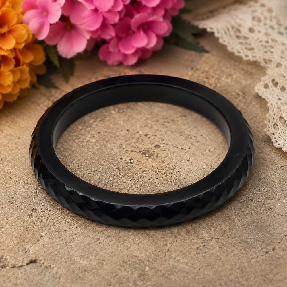 Vintage Black Faceted Lucite Bangle Bracelet Textured Carved Retro 8.5 In
