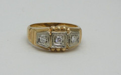 Vintage Solid Yellow Gold Gents Ring with 3 Natural Round Diamonds