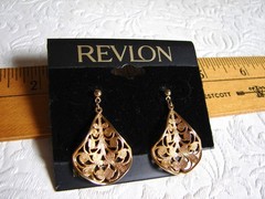 Vtg NEW Revlon Pierced Dangle EARRINGS, Gold Tone Filigree, MOC G31