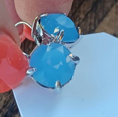 Vintage Sparkling Blue Glass Dangle Silvertone Leverback Earrings