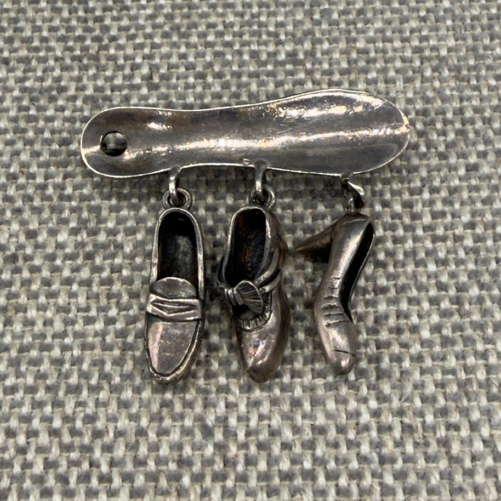Vintage Brooch Sterling Silver Shoe Mold Dangling Shoe Charms 1.5 Inches