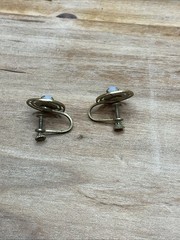 1950’s Mid Century Modern Gold Circle Target Rings Unk Stone Screw Earrings B6