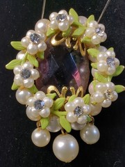 Vintage Wreath Pendant Necklace Delicate Pearl Flowers Amethyst Green Enamel
