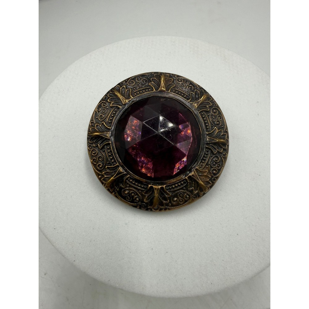 Vintage Ornate Round Brooch Purple Faceted Glass Stone Antiqued Brass Tone 1.5″