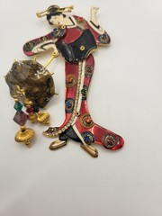 LUNCH AT THE RITZ Geisha Girl Pendant Brooch Hand Painted Fully Articulated