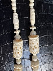 VTG Necklace Natural Carved Bovine Bone Silvertone Barrel Clasp 30” Handcrafted