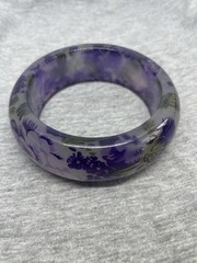 Vintage Round Shape Lucite Purple Flowers 7.67” Boho Bangle Bracelet READ