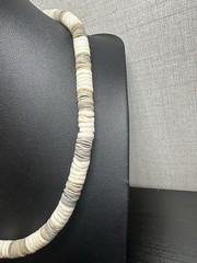 Vintage 16″ Natural Heishi Shell Necklace – Hand-Cut Cream Boho Surfer Choker
