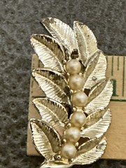 Vintage Gold Tone Leaf With Faux Pearls Brooch Mid Century Modern Curved Pin