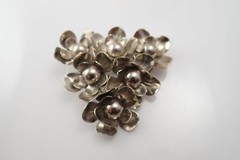 Vintage C Clamp Silver Plated Metal Flower Cluster Pin Brooch