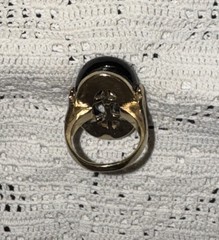 VINTAGE UNCAS 18 KT HGE GOLD PLATED ONYX & RHINESTONE OR ZIRCON RING