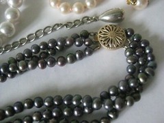 23 Vintage Pearl Chain Glass Silver Gold Rhinestone Necklace Cameo Beaded Lot