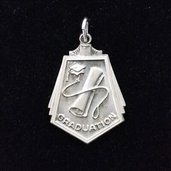 Vintage Graduation Sterling Silver Pendant- House Of Williams- 1 In Long- 5.0gr