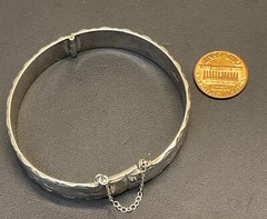 Vintage 1970s Sterling Silver Engraved Bangle Monomil Birmingham Hallmarked
