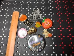 Lot Of 9 Halloween Themed Pins Brooches And Pin Back Buttons DMH10