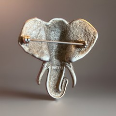 VINTAGE AMERICAN JEWERLY CHAIN CO, GOLD TONE ELEPHANT HEAD BROOCH