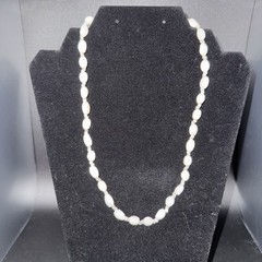 Vintage Mother of Pearl And Bead Necklace – 19”