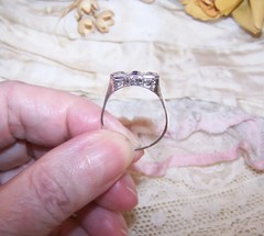 ART DECO 18K Gold Diamond Blue Sapphire Filigree Ring | Size 8.75