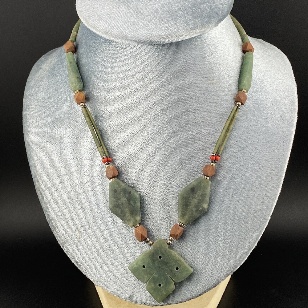 Beautifully Designed With Elegance And Fine Art Work Afghan Jade Unique Necklace