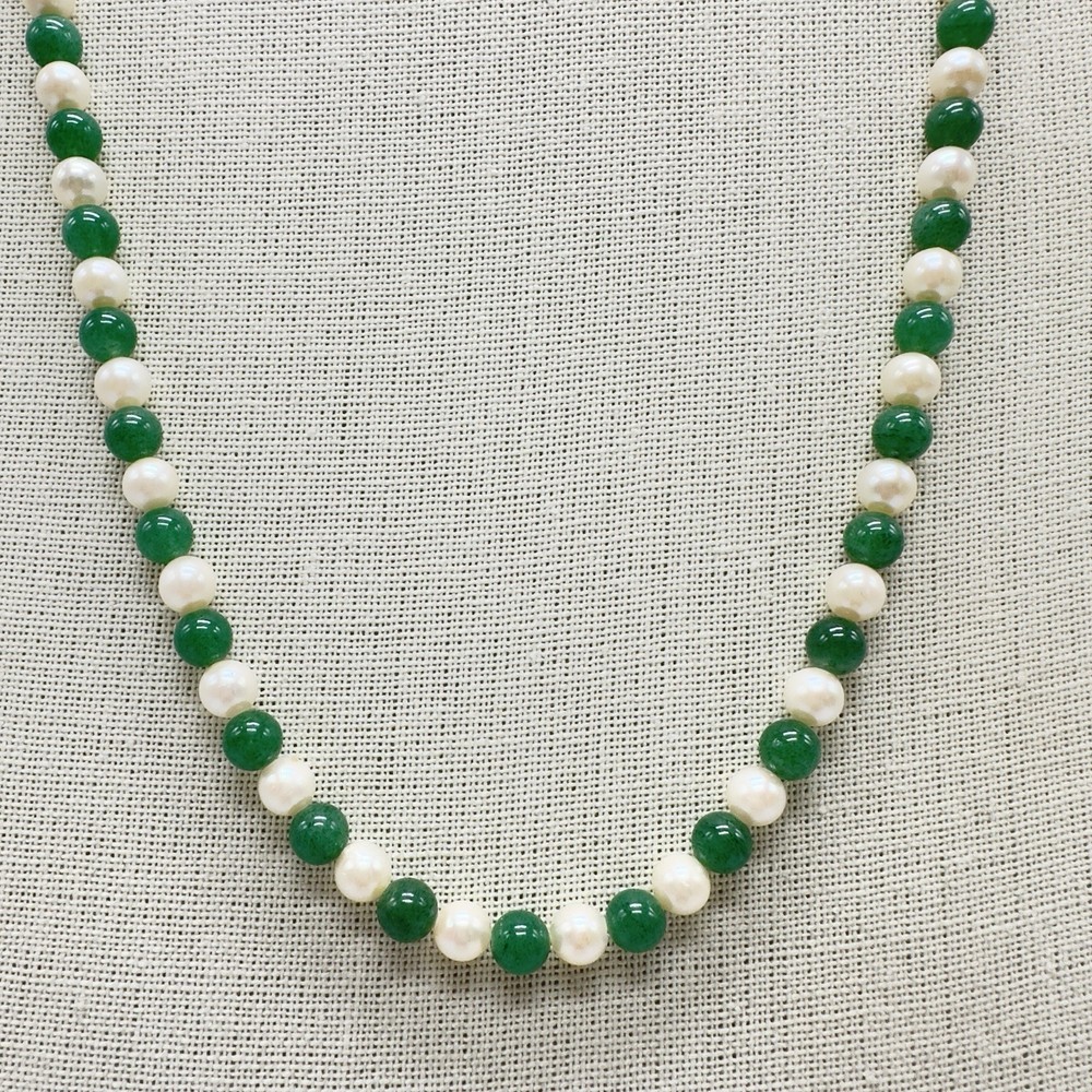 Vintage Cultured Pearl & Aventurine Necklace 28 in 7 mm Hidden Clasp 1980s