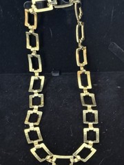Vintage Unbranded Necklace Distinctive Square Gold Tone Link Design 18 Inches