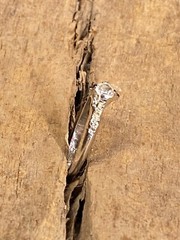 BEAUTIFUL VINTAGE 18K WHITE GOLD H.G.E CZ ENGAGEMENT RING SIZE 6 STUNNING