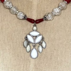 Handmade Red & Clear Crackle Glass Bead Necklace Acrylic Pendant Magnetic Clasp