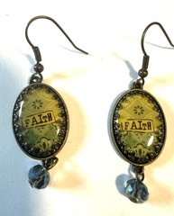 Vintage AAI “fAitH” Style Copper Tone Oval French Wire Earrings w/Rhinestone