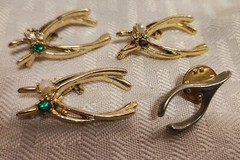 Vintage Good Luck Charm Brooch/Pins Lot