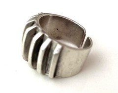 LOOK—-MODERNISTIC VINTAGE,ANNA GRETA EKER STERLING SILVER RING SIZE 6.5