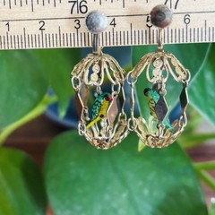 Vintage Pair of Gold Tone Parrots Birds In Cages Dangle Screwback Earrings