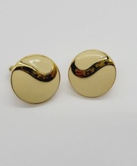 MONET Cream enamel Gold tone Clip Earrings .75 in Art Deco Circle Round Vintage