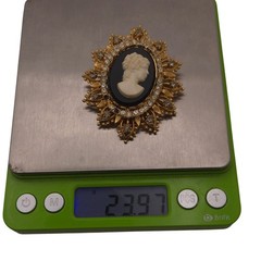 Vintage Francois for Coro Victorian-Style Gold Tone Cameo Brooch Pendant READ