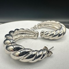 Vintage Y2K Twisted Hoop Earrings Silver Tone Wide Croissant Women’s jewellery