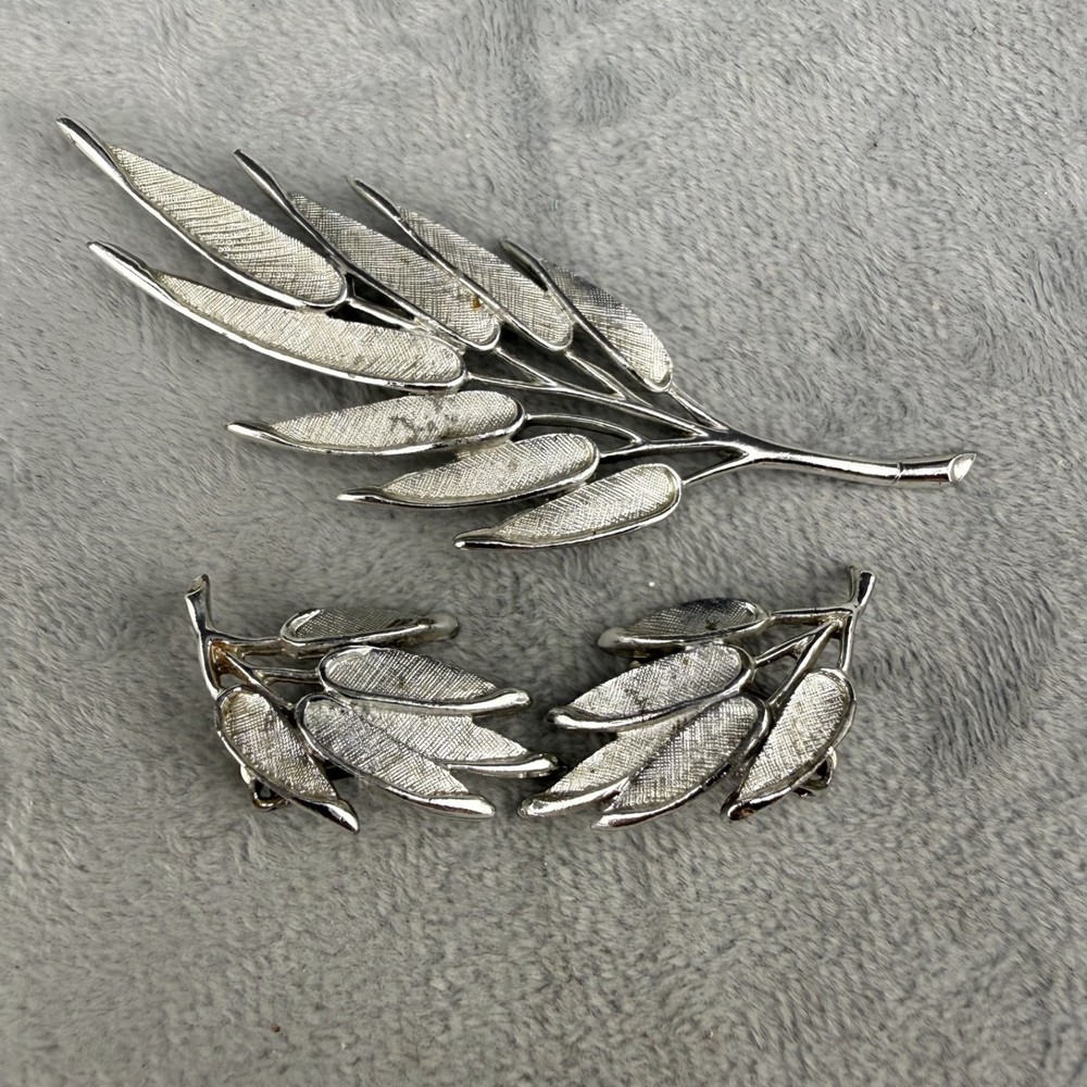 Vintage Judy Lee Brooch Clip On Earrings Set Silver Tone Leaf Signed