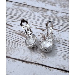 Vintage Clip On Earrings – Just Over 0.5″ Silver Tone & Clear Gems