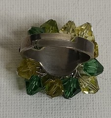 Vintage Silver Tone Green Glass Bicone Bead Headpin Cluster Dome Cocktail Ring 7
